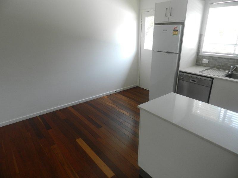 4/33 Watt Street, West Gladstone QLD 4680