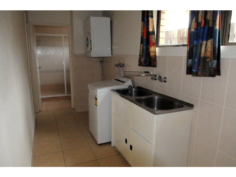 Unit 5/253 Auckland Street, Gladstone QLD 4680