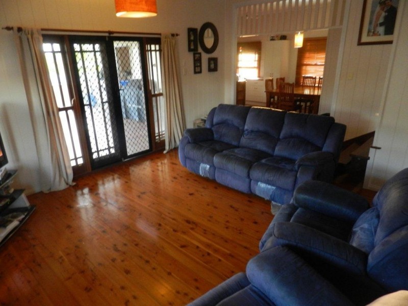 11 Connolly Court, Telina QLD 4680