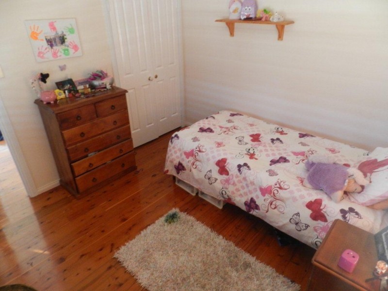 11 Connolly Court, Telina QLD 4680