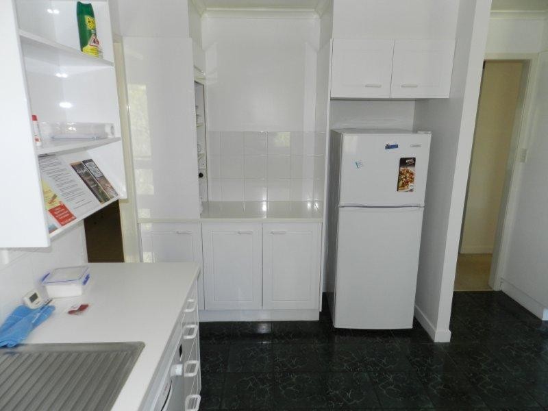 12 Matson Crescent, West Gladstone QLD 4680