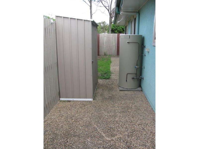 2/13 Derby Street, South Gladstone QLD 4680