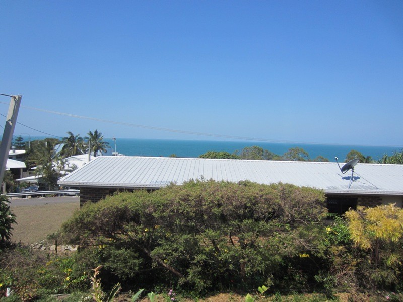 9 Pacific Avenue, Tannum Sands QLD 4680