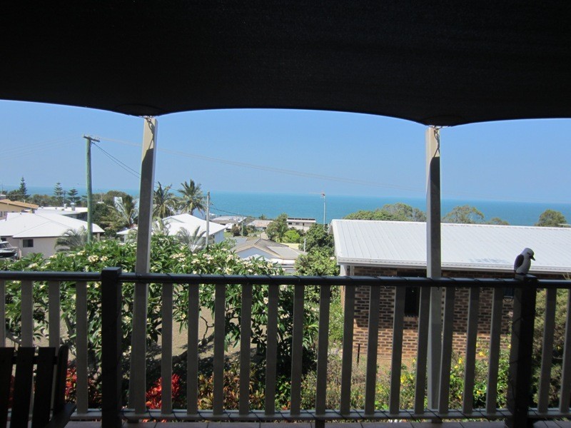 9 Pacific Avenue, Tannum Sands QLD 4680