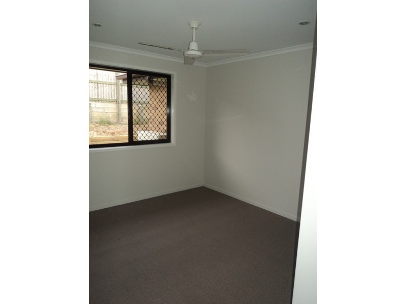 3 Johnson Street, Glen Eden QLD 4680