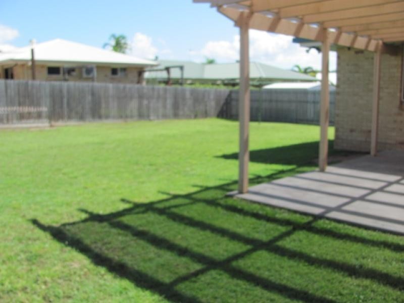 93 The Oaks Road, Tannum Sands QLD 4680