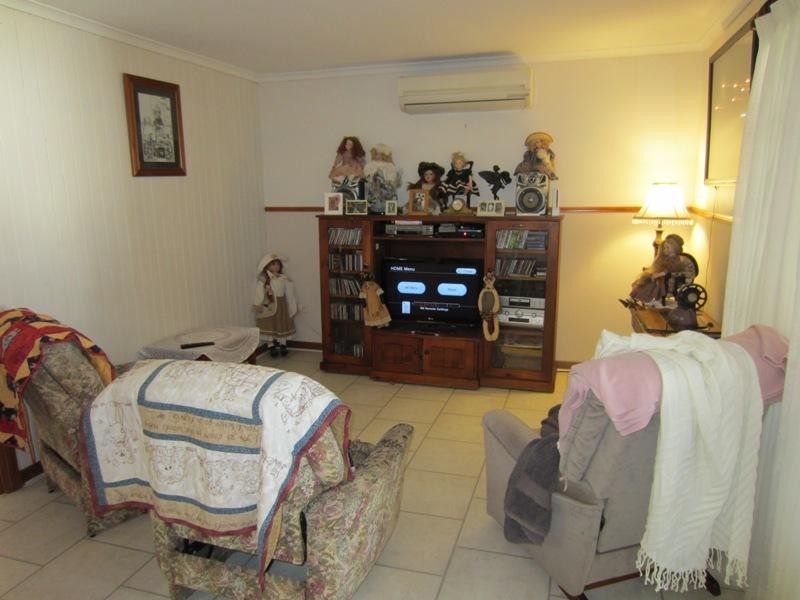 135 Malpas Street, Boyne Island QLD 4680