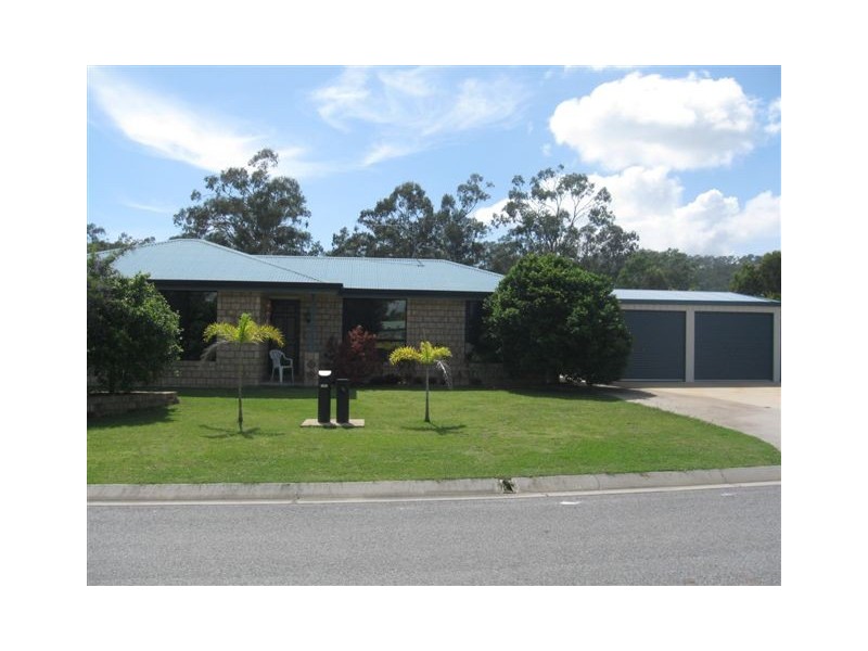 11 Michel Place, Telina QLD 4680