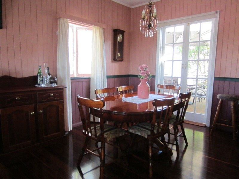 21 Amelia Street, West Gladstone QLD 4680