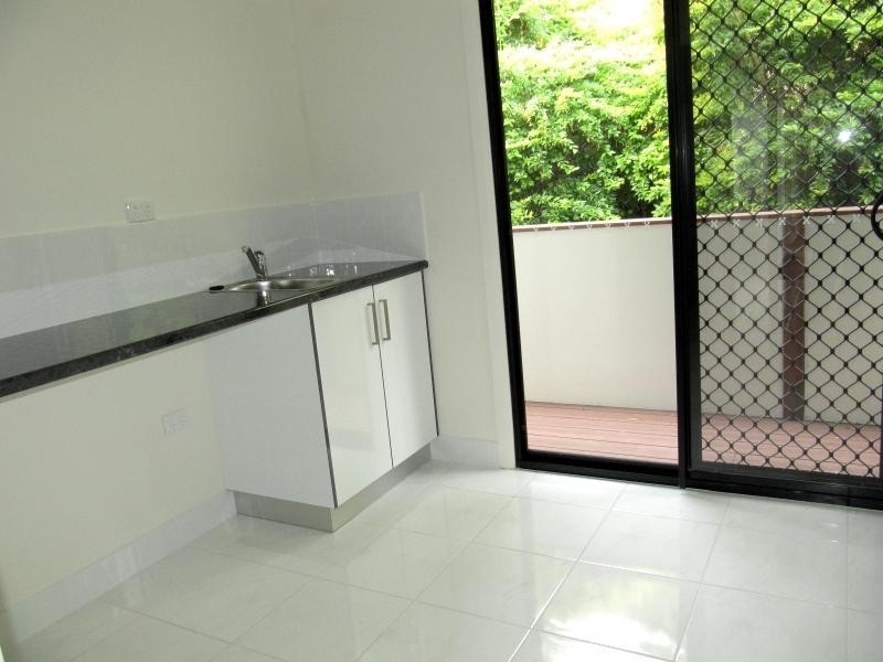 40 Paterson Steet, West Gladstone QLD 4680