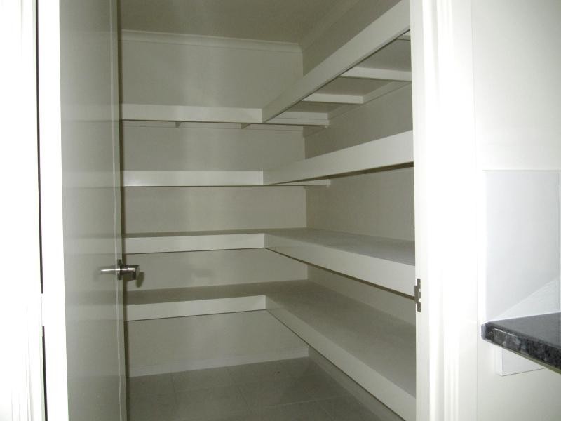 40 Paterson Steet, West Gladstone QLD 4680