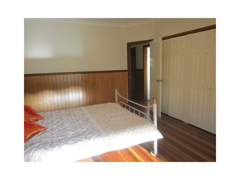 - Muller Road, Baffle Creek QLD 4674