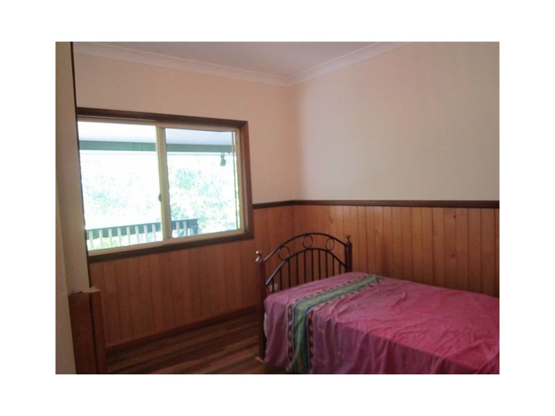 - Muller Road, Baffle Creek QLD 4674