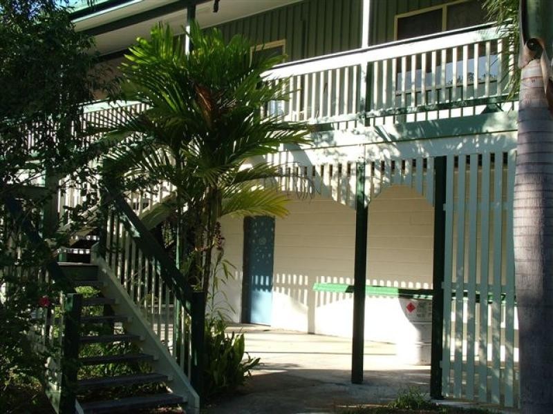 - Muller Road, Baffle Creek QLD 4674