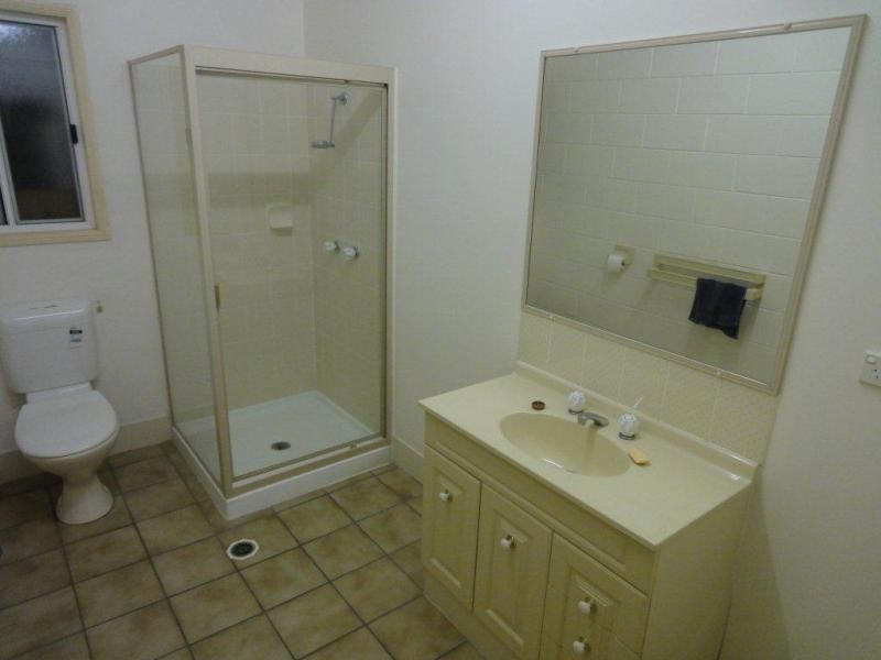 Unit 5/9-11 Rollo Street, Gladstone City QLD 4680