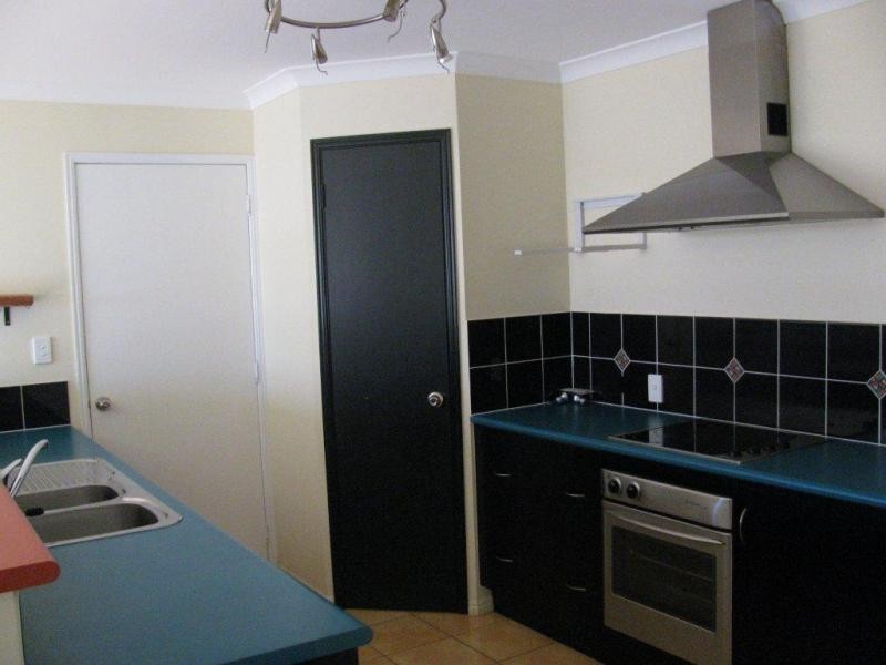 75 Emmadale Drive, Gladstone QLD 4680