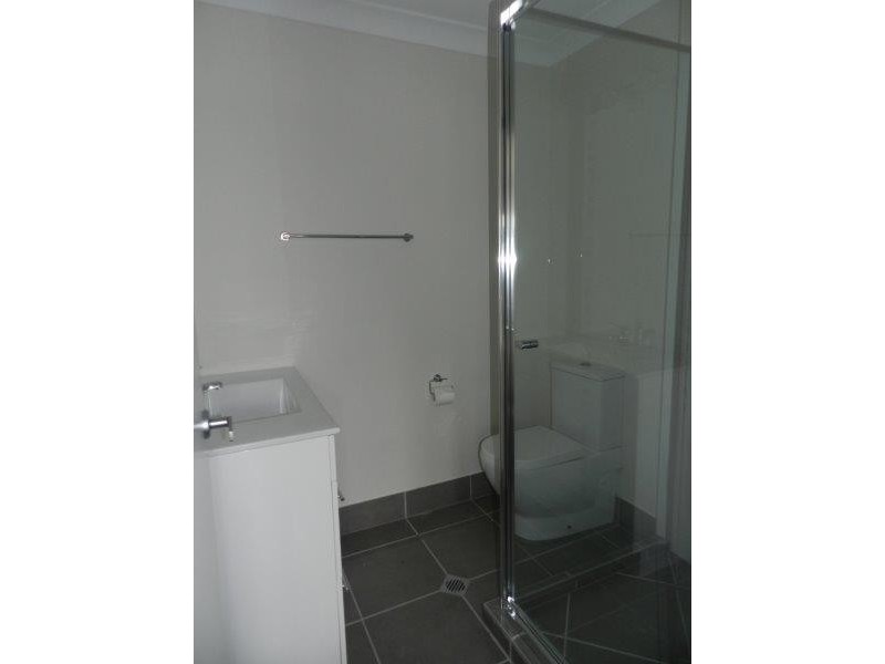 2/26 Rossella, West Gladstone QLD 4680