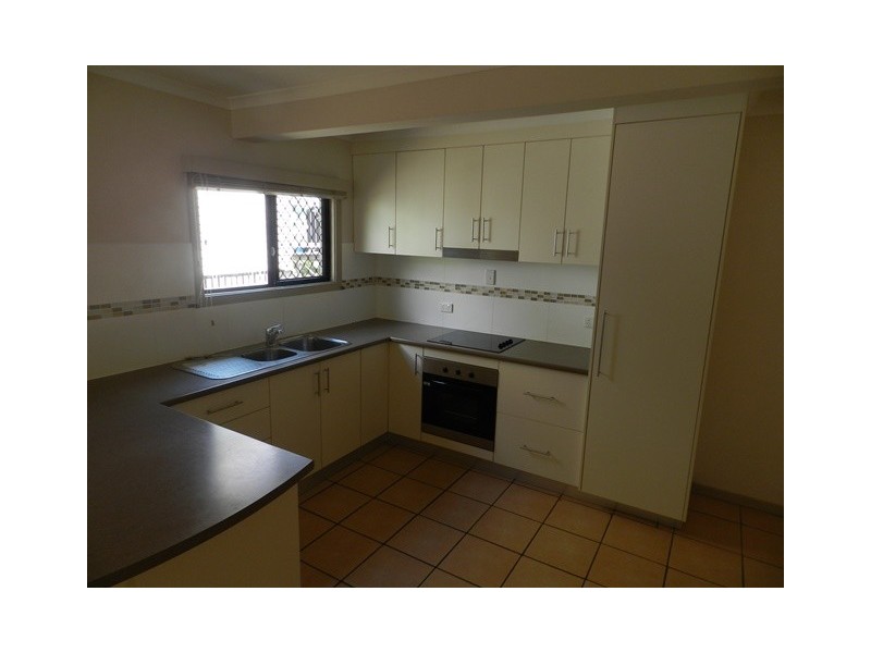 2/18 Glegg Street, Gladstone QLD 4680