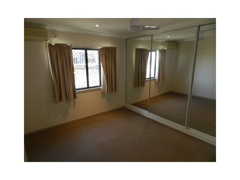 2/18 Glegg Street, Gladstone QLD 4680