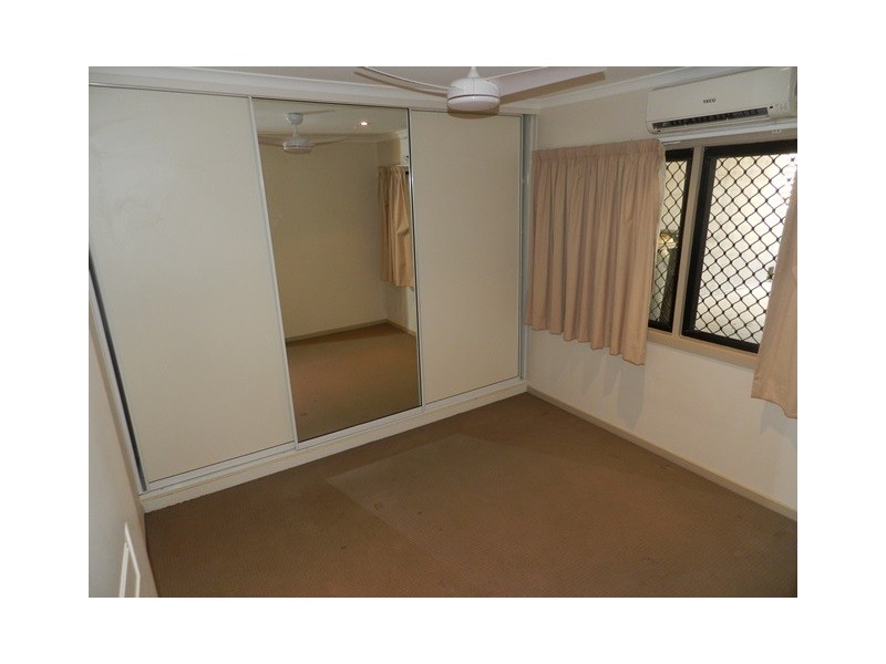 2/18 Glegg Street, Gladstone QLD 4680