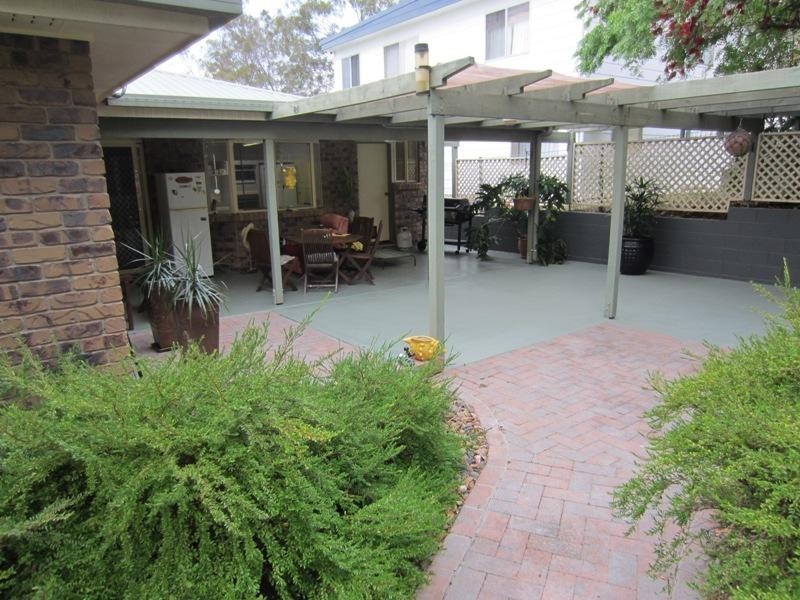 7 Katandra Street, Boyne Island QLD 4680