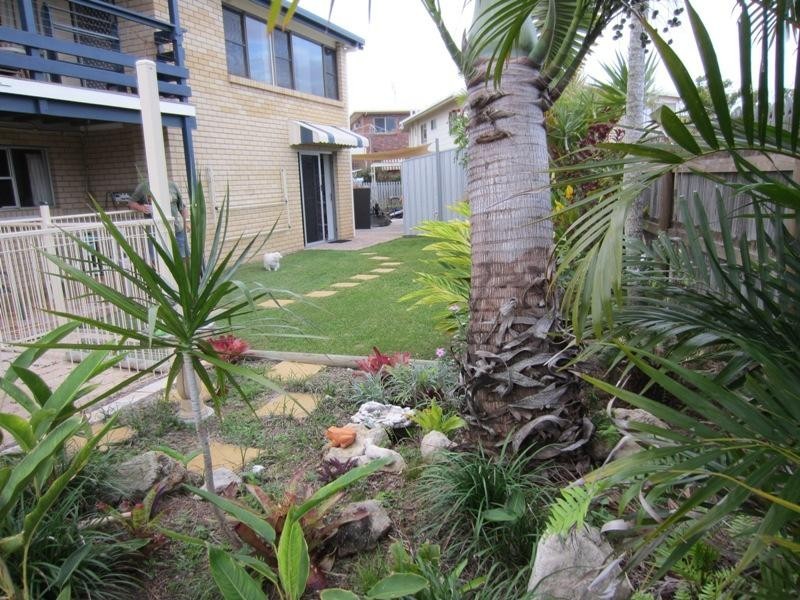 2 Salmon Street, Tannum Sands QLD 4680