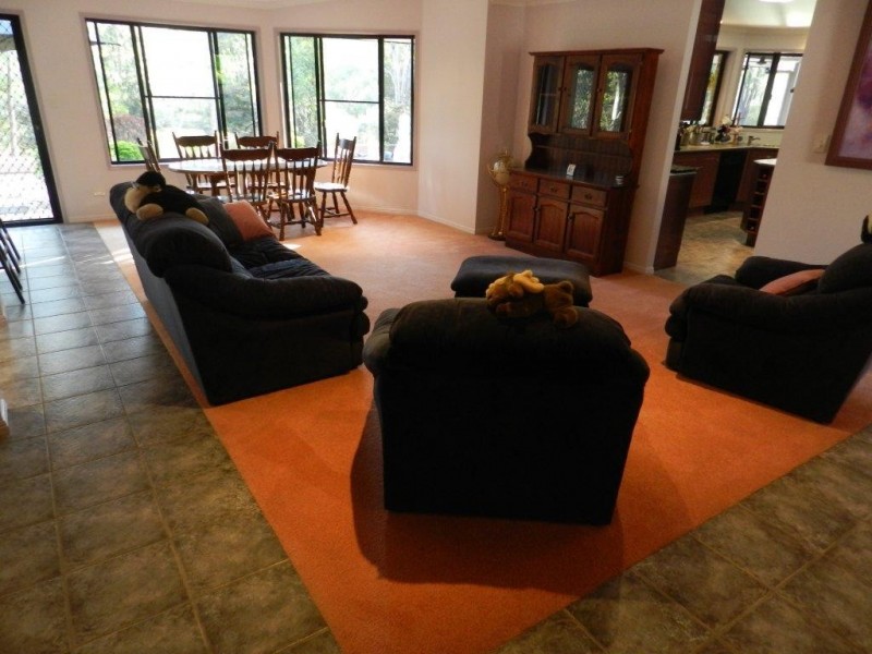 3 Flora Drive, Beecher QLD 4680