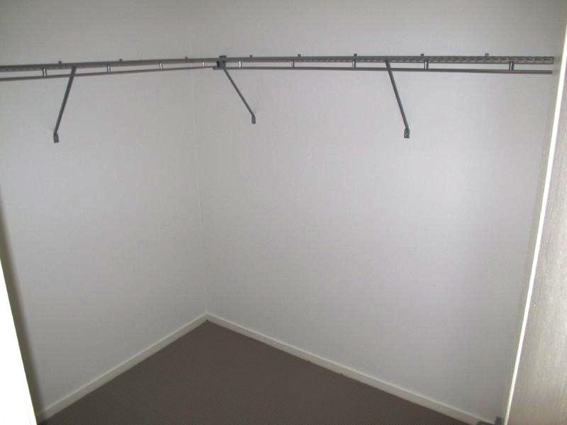 33 Wattle Street, New Auckland QLD 4680