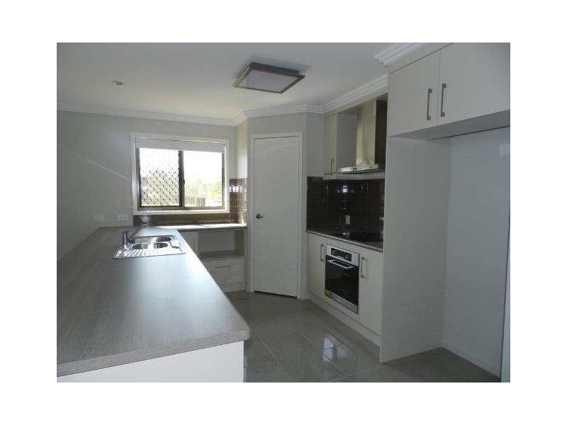 14 Daintree Blv, New Auckland QLD 4680