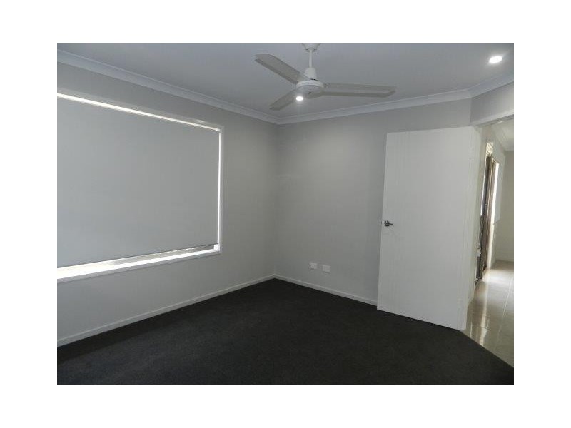 14 Daintree Blv, New Auckland QLD 4680