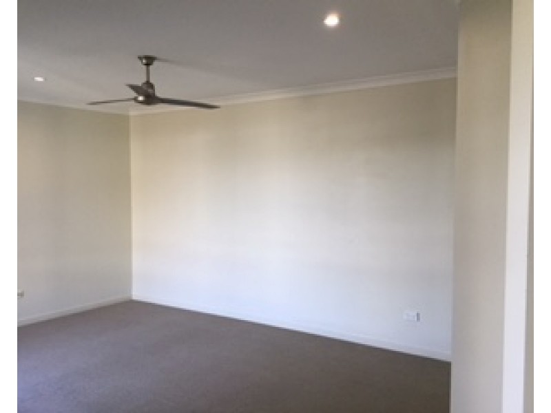 5 Dampier Crt, Glen Eden QLD 4680