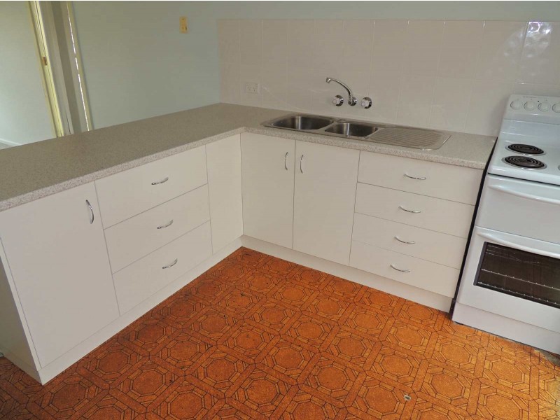 6-94 Off Street, South Gladstone QLD 4680