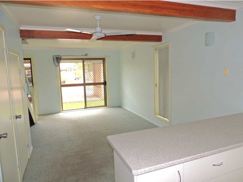 6-94 Off Street, South Gladstone QLD 4680