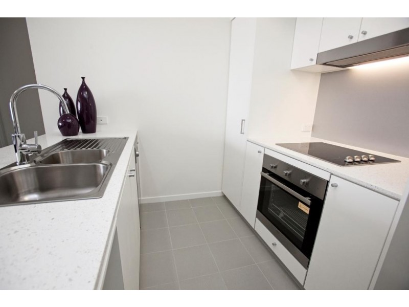 232/75 Central Lane, Gladstone QLD 4680