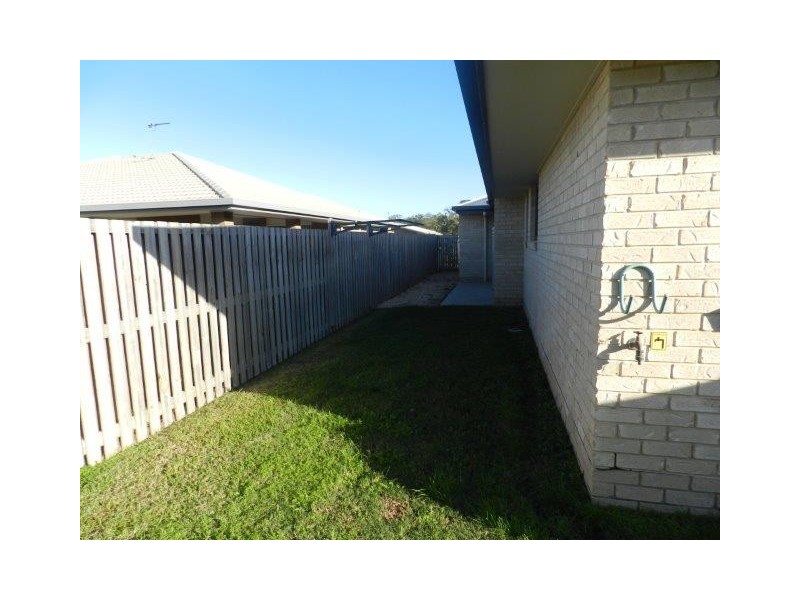 12 Sundew Street, New Auckland QLD 4680