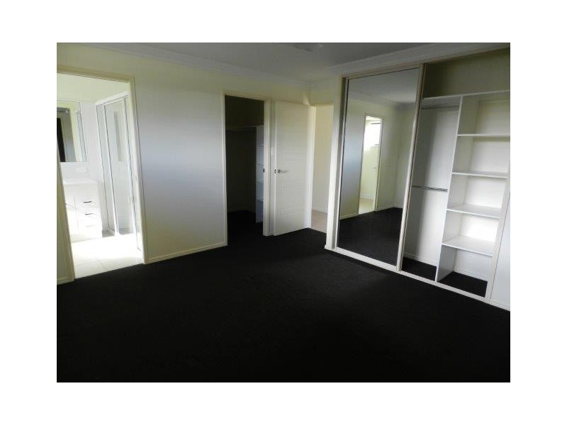 12 Sundew Street, New Auckland QLD 4680