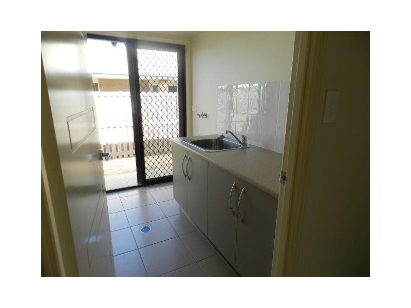 12 Sundew Street, New Auckland QLD 4680