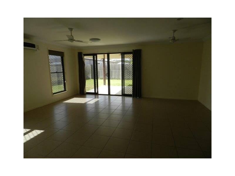 12 Sundew Street, New Auckland QLD 4680