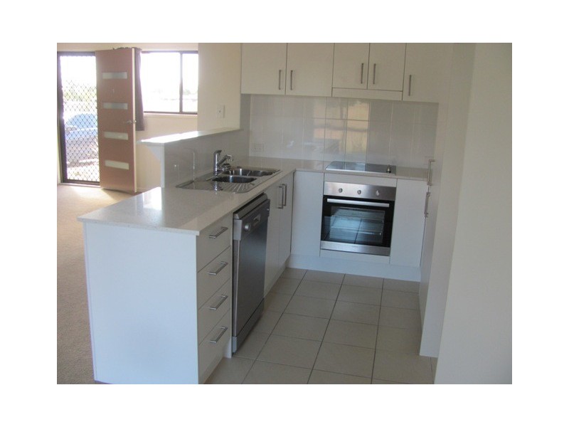 1/9 Morris Avenue, Calliope QLD 4680