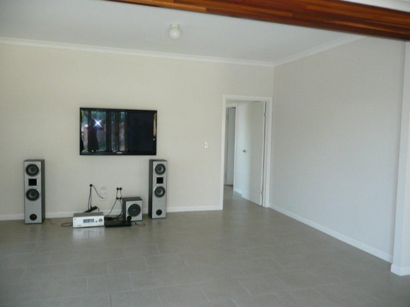 41 Higgins Street, West Gladstone QLD 4680