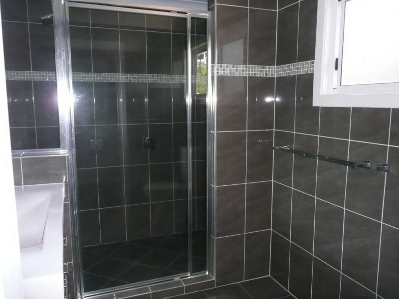 41 Higgins Street, West Gladstone QLD 4680