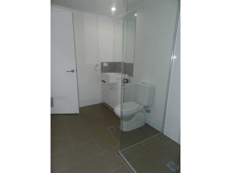 123/64 Glenlyon Street, Gladstone QLD 4680