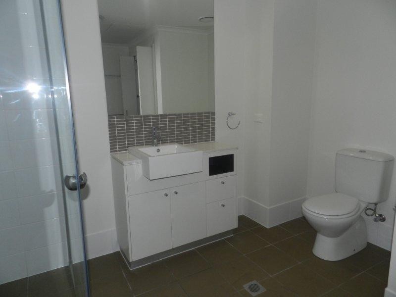 125/64 Glenlyon Street, Gladstone QLD 4680