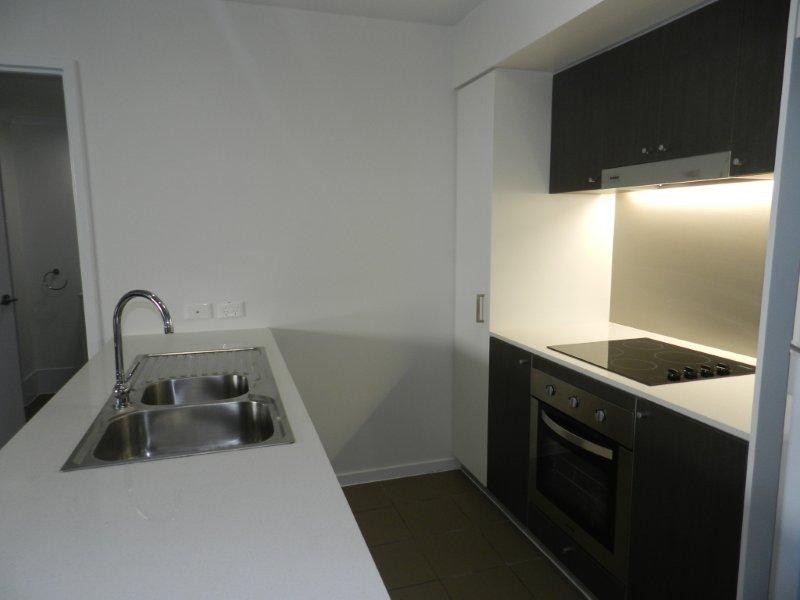 225/64 Glenlyon Street, Gladstone QLD 4680