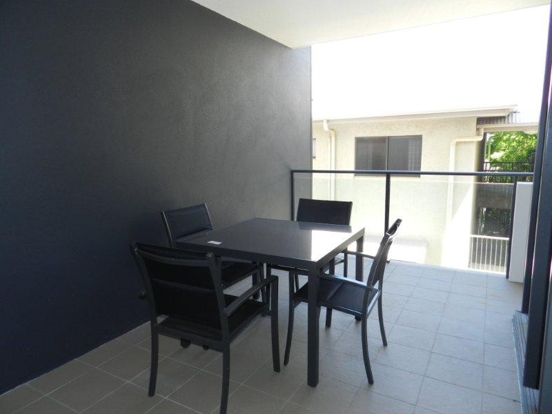 225/64 Glenlyon Street, Gladstone QLD 4680