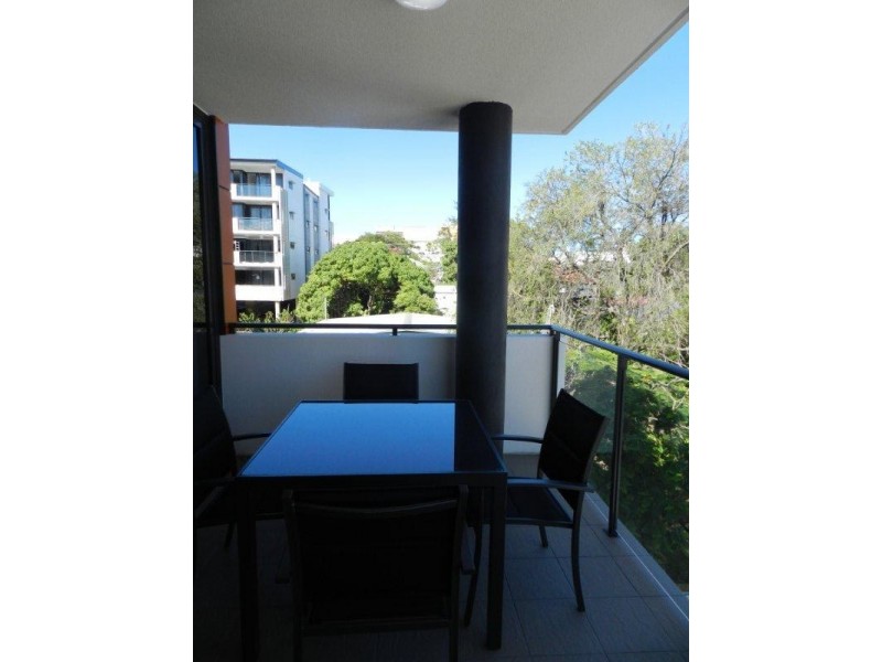 231/64 Glenlyon Street, Gladstone QLD 4680