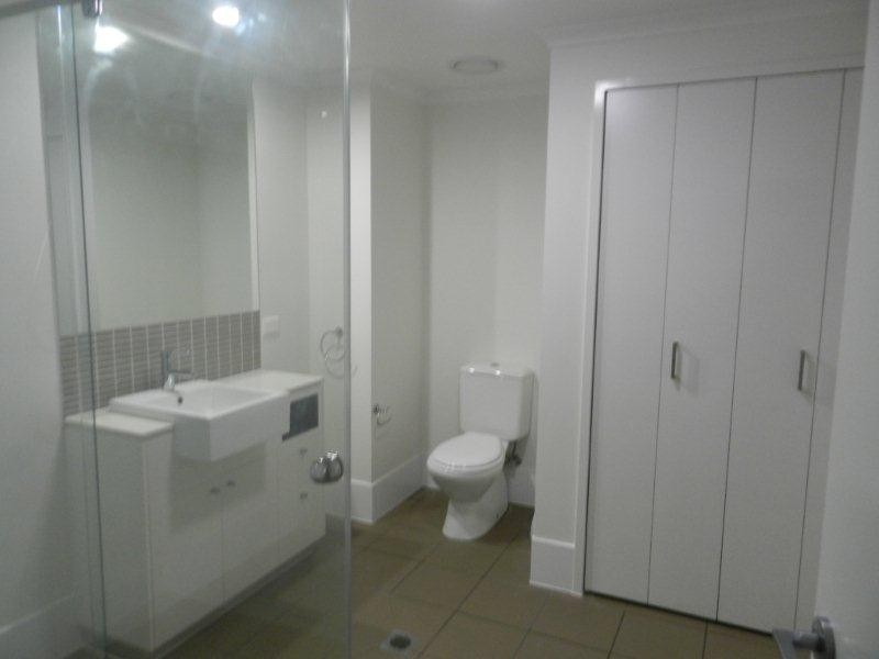 233/64 Glenlyon Street, Gladstone QLD 4680