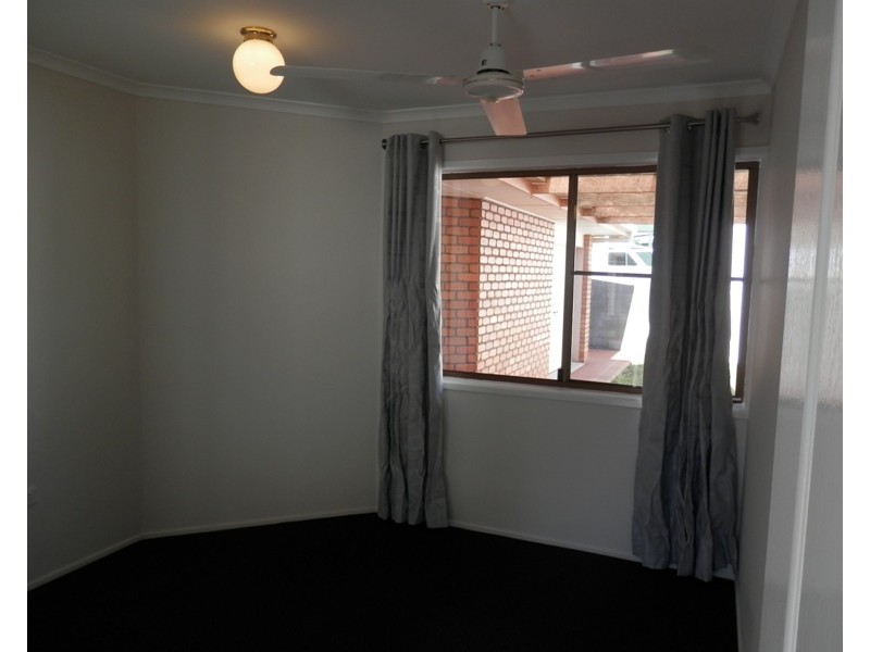 3 Forest Place, South Gladstone QLD 4680
