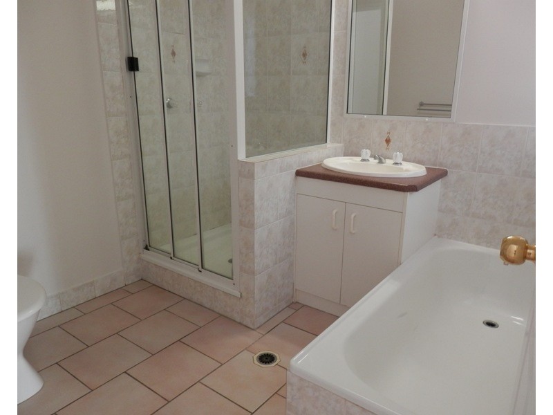 3 Forest Place, South Gladstone QLD 4680