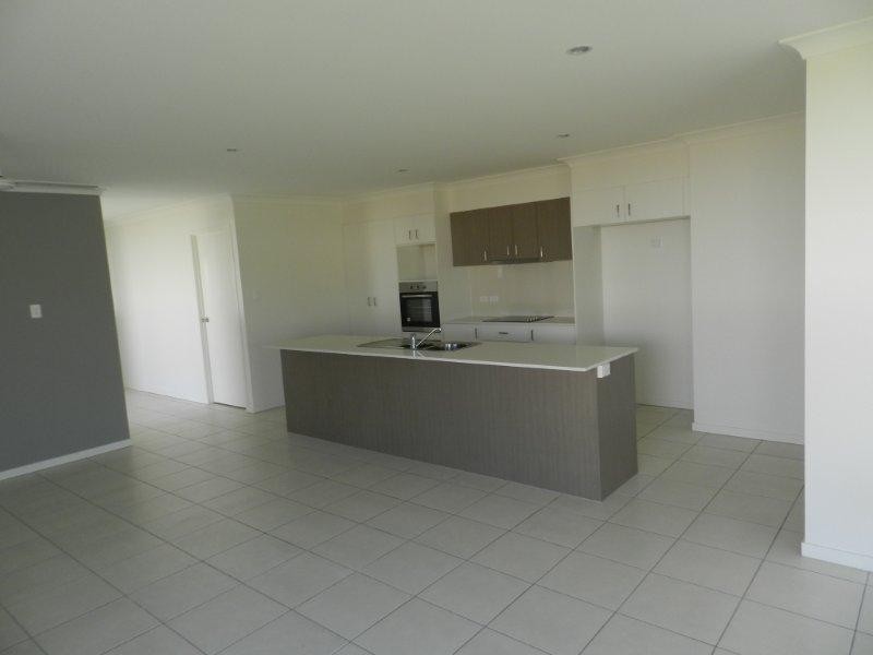 10 Wentworth Street, Glen Eden QLD 4680